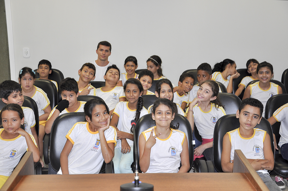 visita_criancas_escola_desa_eva_tjac_ago15_1