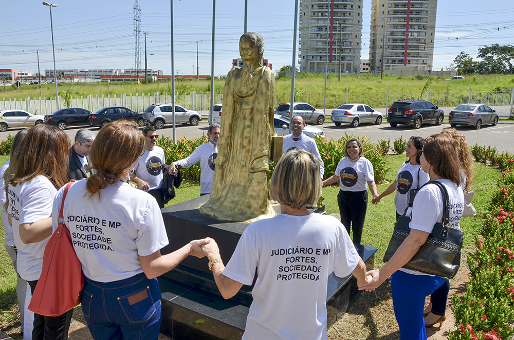 entrega_estatua_deusa_tjac_16